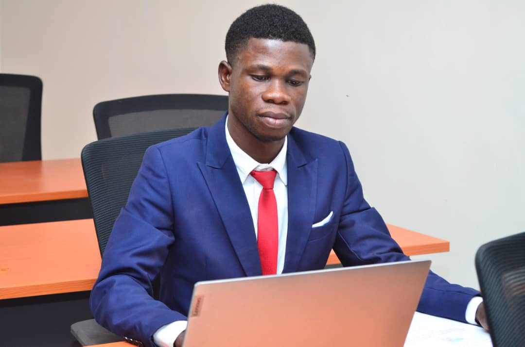 ISC Lubumbashi : L’Assistant Ir Plamedie Kibambe Musawu décroche son Master avec Distinction