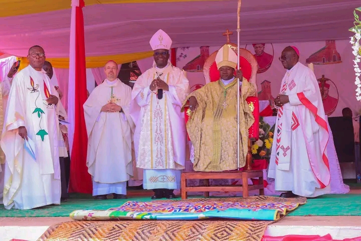 Diocèse de Kabinda : Mgr Eustache Ntambue Makoyo ordonné cinquième évêque depuis 1959
